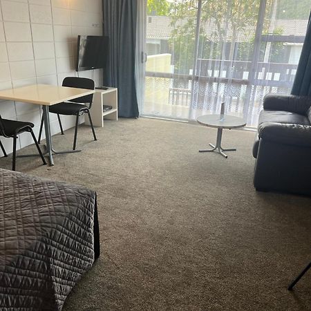 Aaron Court Motel Вангерей Екстер'єр фото